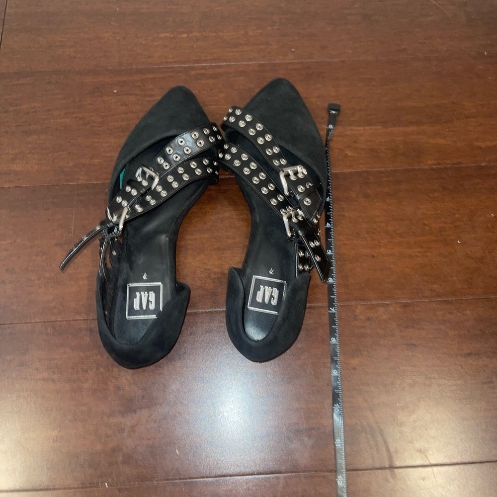 nwot GAP Women's Black Strappy Flats - Picture 6 of 7